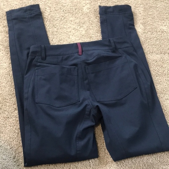 Lululemon Urbanite Pant Inkwell - Picture 10 of 10